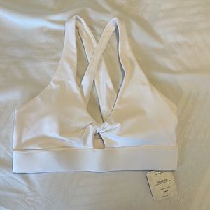 NEW Fabletics sports bra white